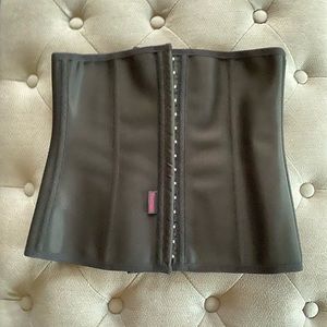 Black waist trainer